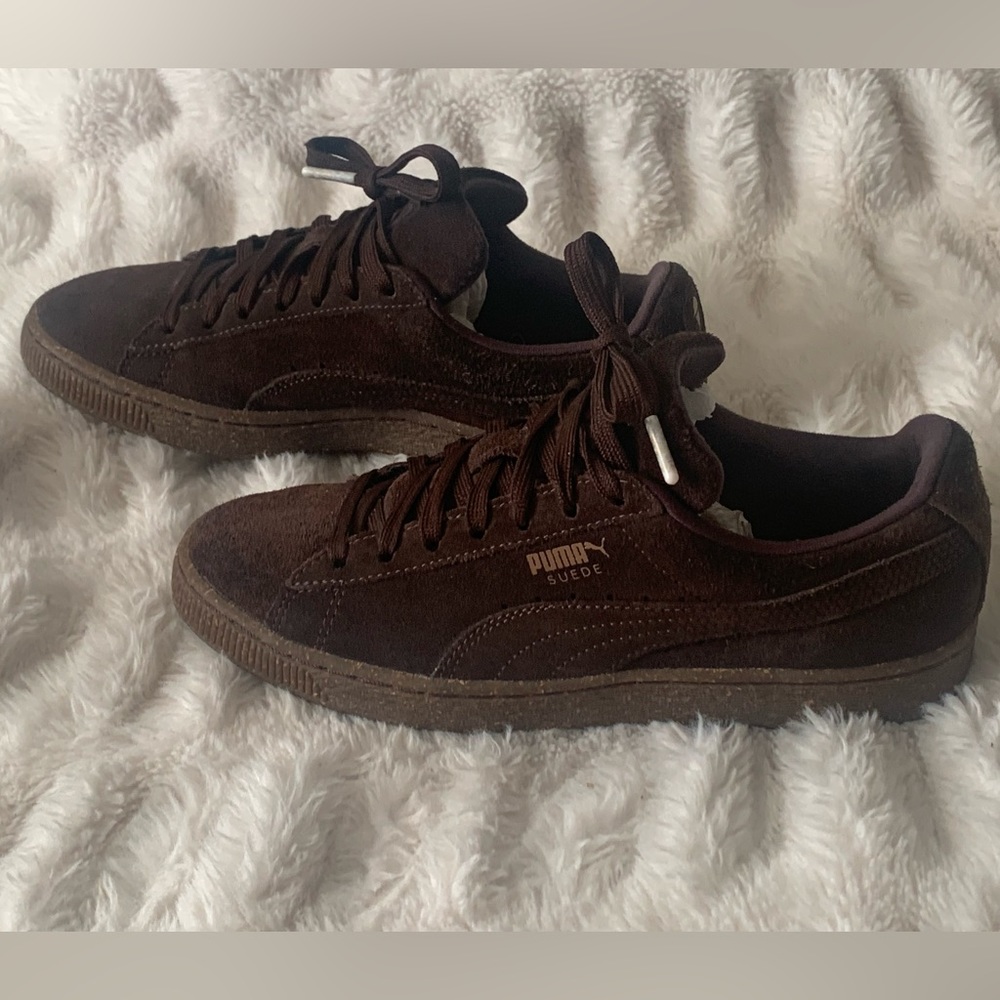 Puma (kids 5.5/women 7)